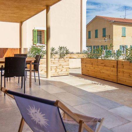 Residence Le Provence Le Lavandou Eksteriør billede